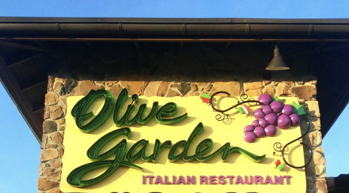 Olive Garden sign