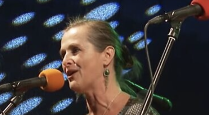 Czech folk singer Hana Horka (Screenshot: YouTube)