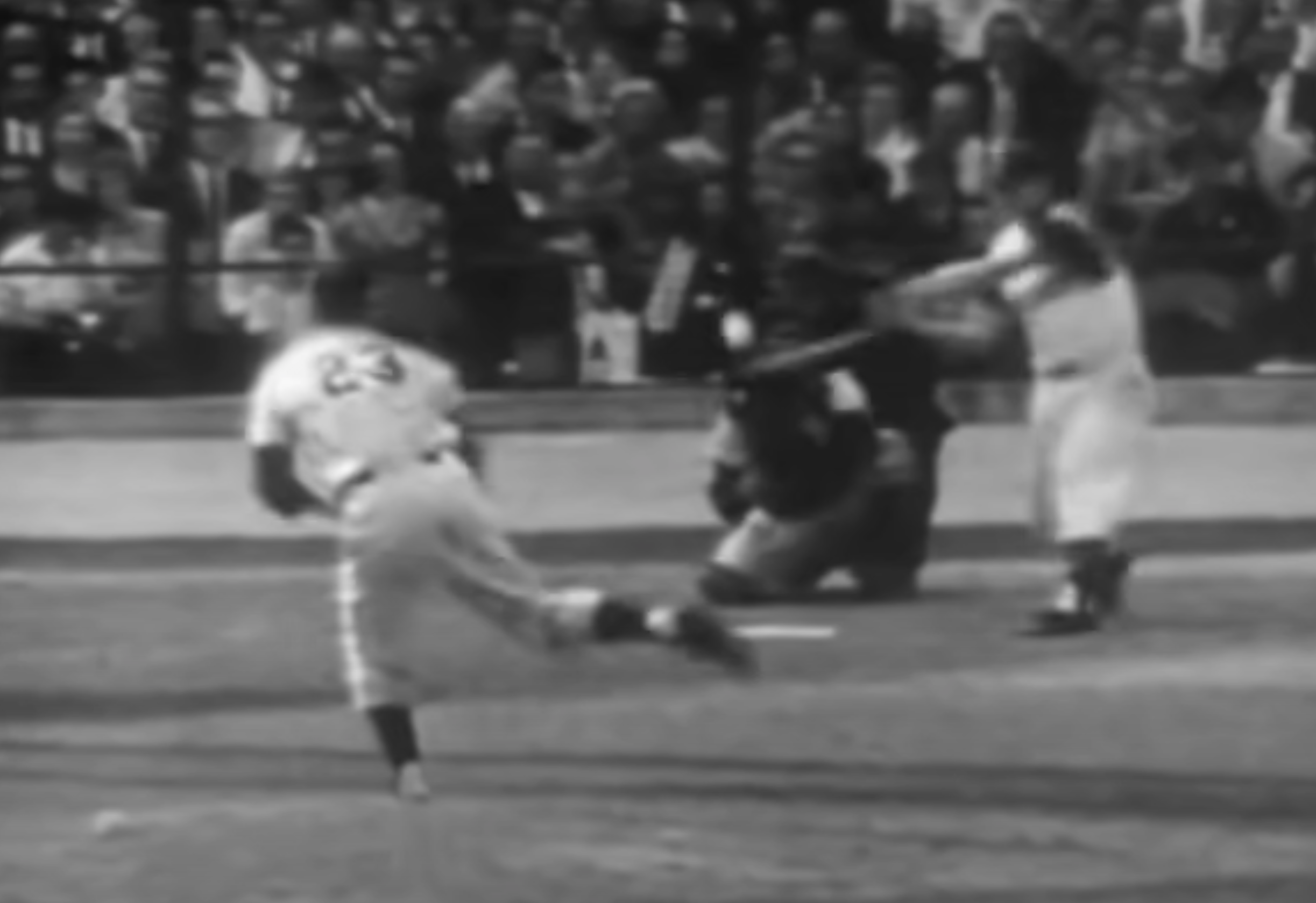 Yankees pitcher Ralph Terry delivers fateful pitch to Bill Mazeroski in 1960 World Series