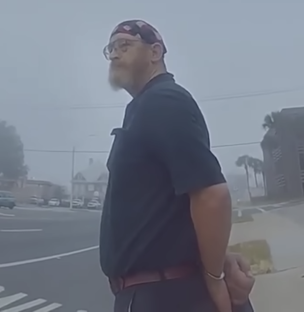 Legally blind Florida man arrested when cane is confused for a gun