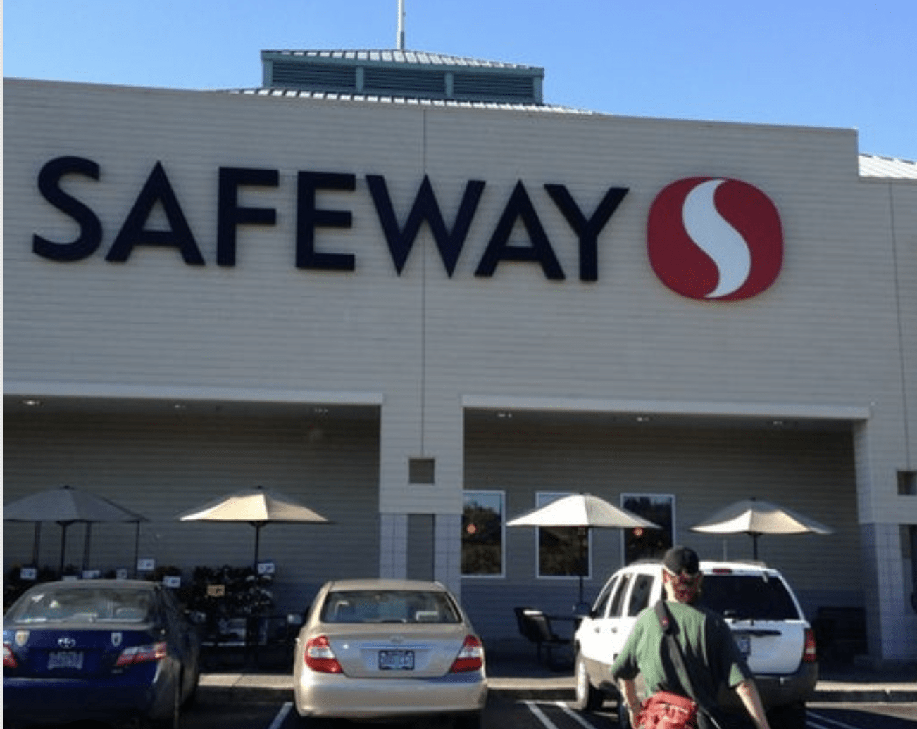 SAFEWAY store