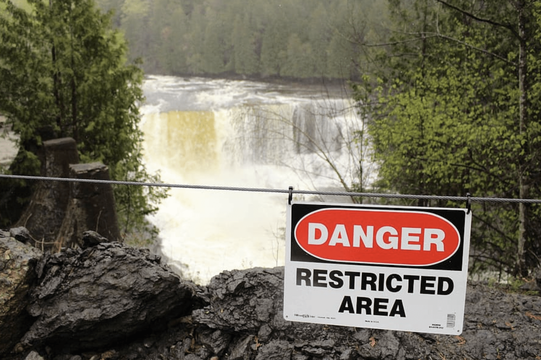 Waterfall danger sign
