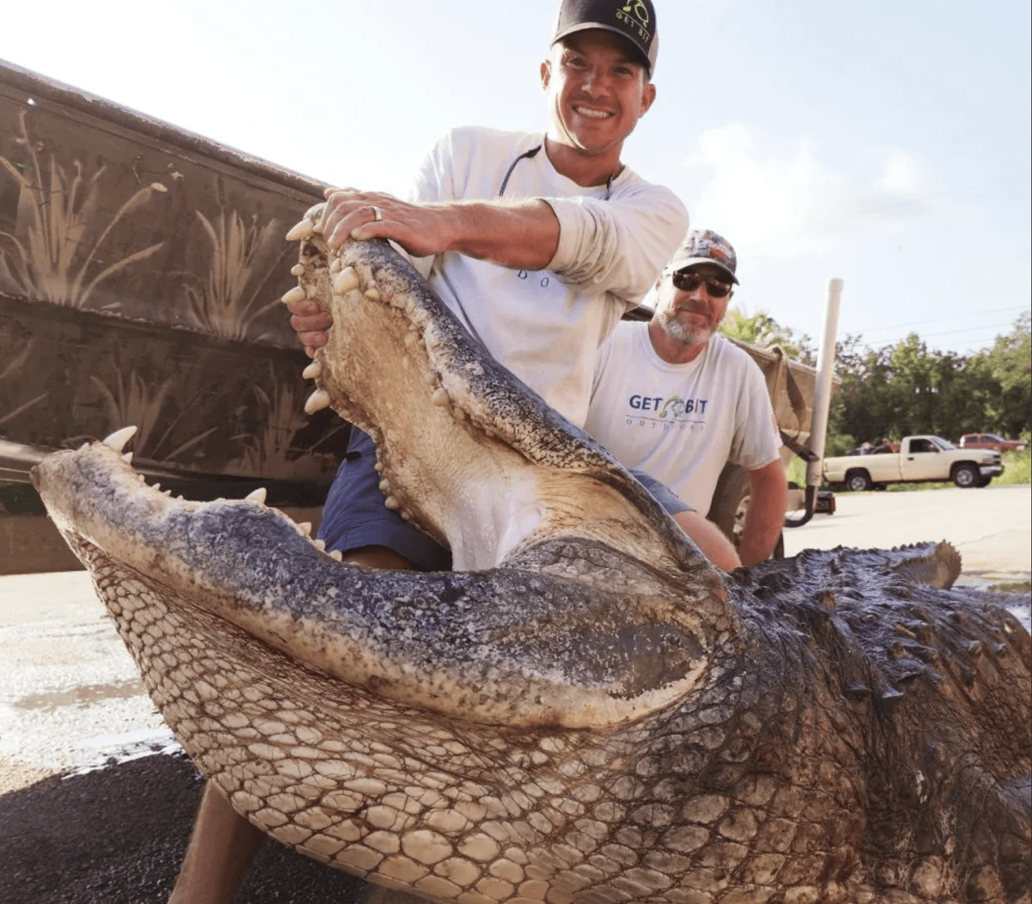 920-pound alligator caught in Florida lake